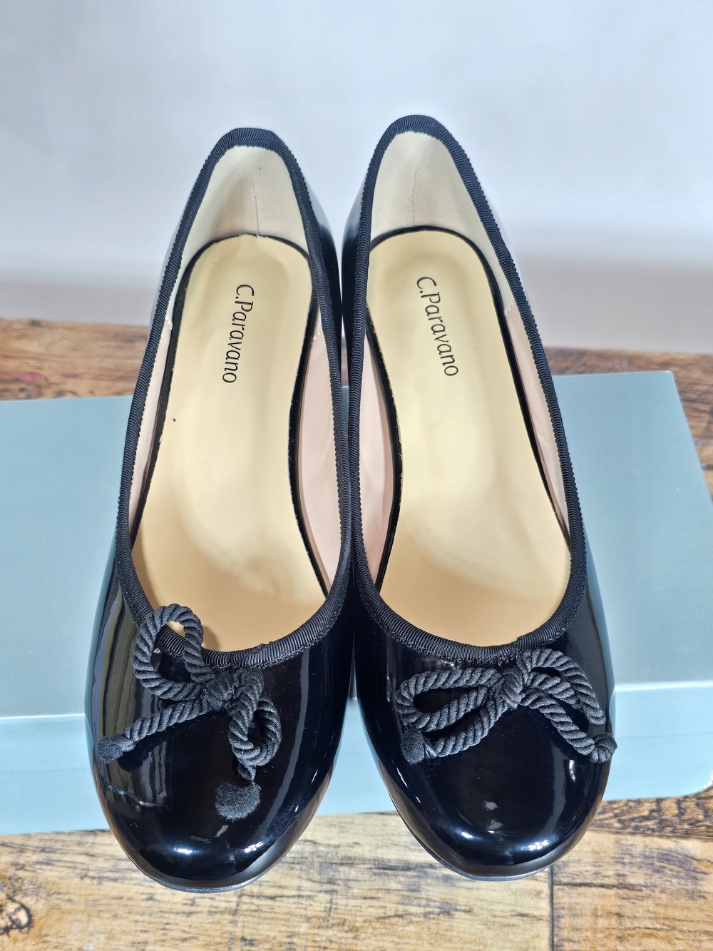 C. Paravano Bow knotted Ballet Block Heels Lacy Size 8 - Picture 6 of 16